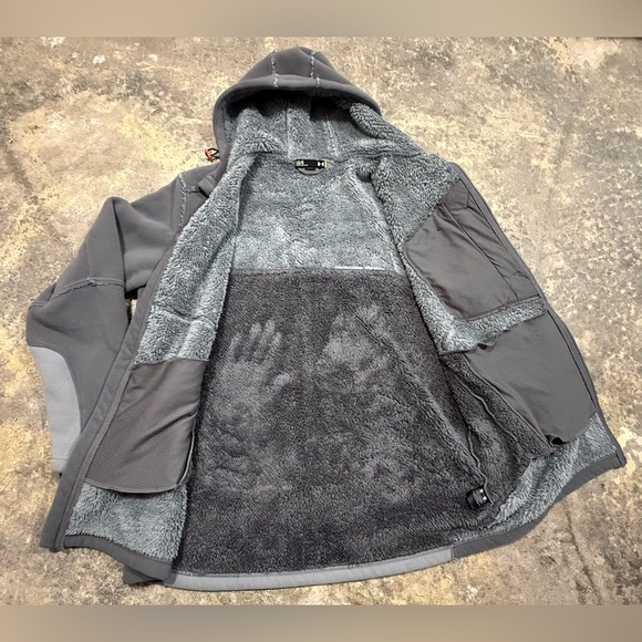 Under Armour Men's L Loose Charcoal and Light Gray Hooded Performance Jacket - Picture 8 of 10